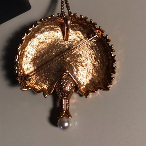 British Museum peacock pendant/brooch - Picture 4 of 6